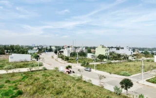 Giá nhà đất TPHCM vẫn leo cao dù cầu chậm lại: Nơi nào tăng mạnh nhất?
